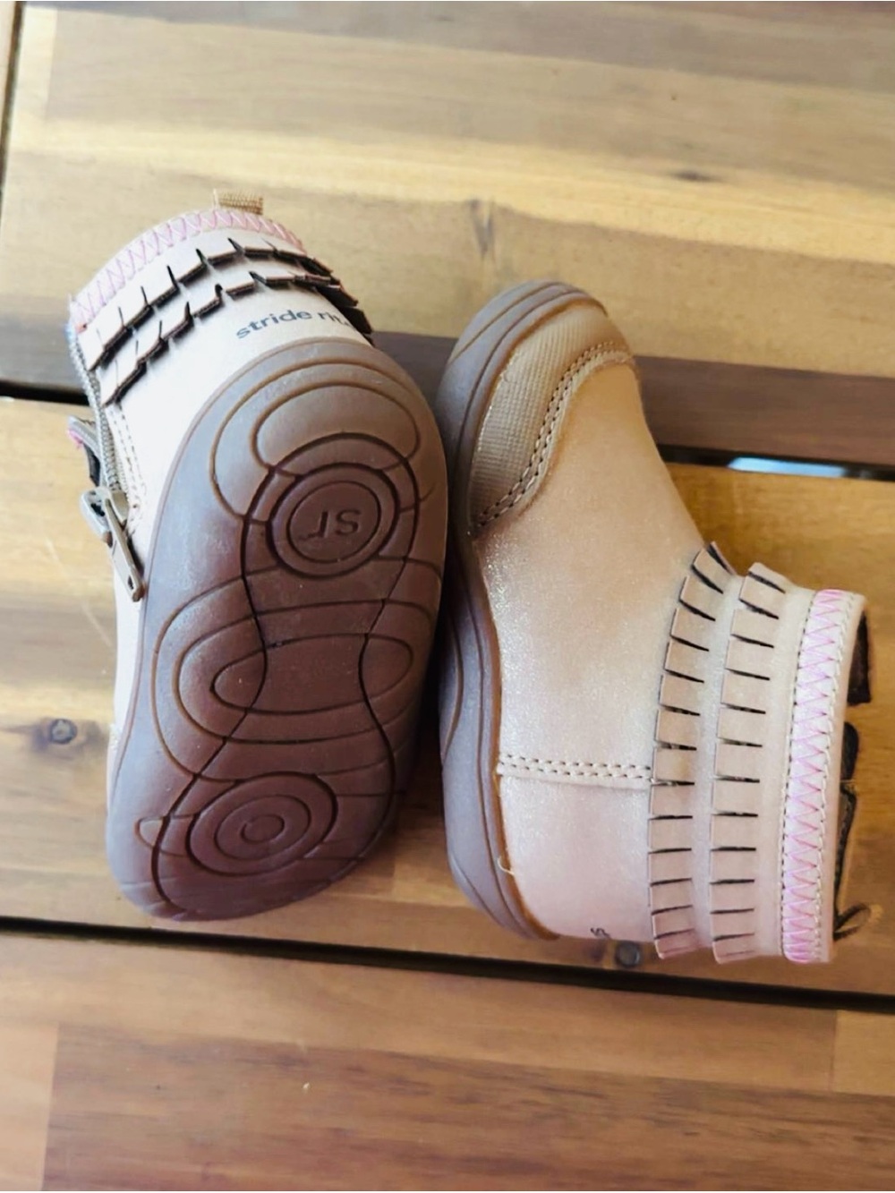 Stride Rite Toddler 5C Fringe moccasin Ankle Boots Light Pink/Tan | First Walker